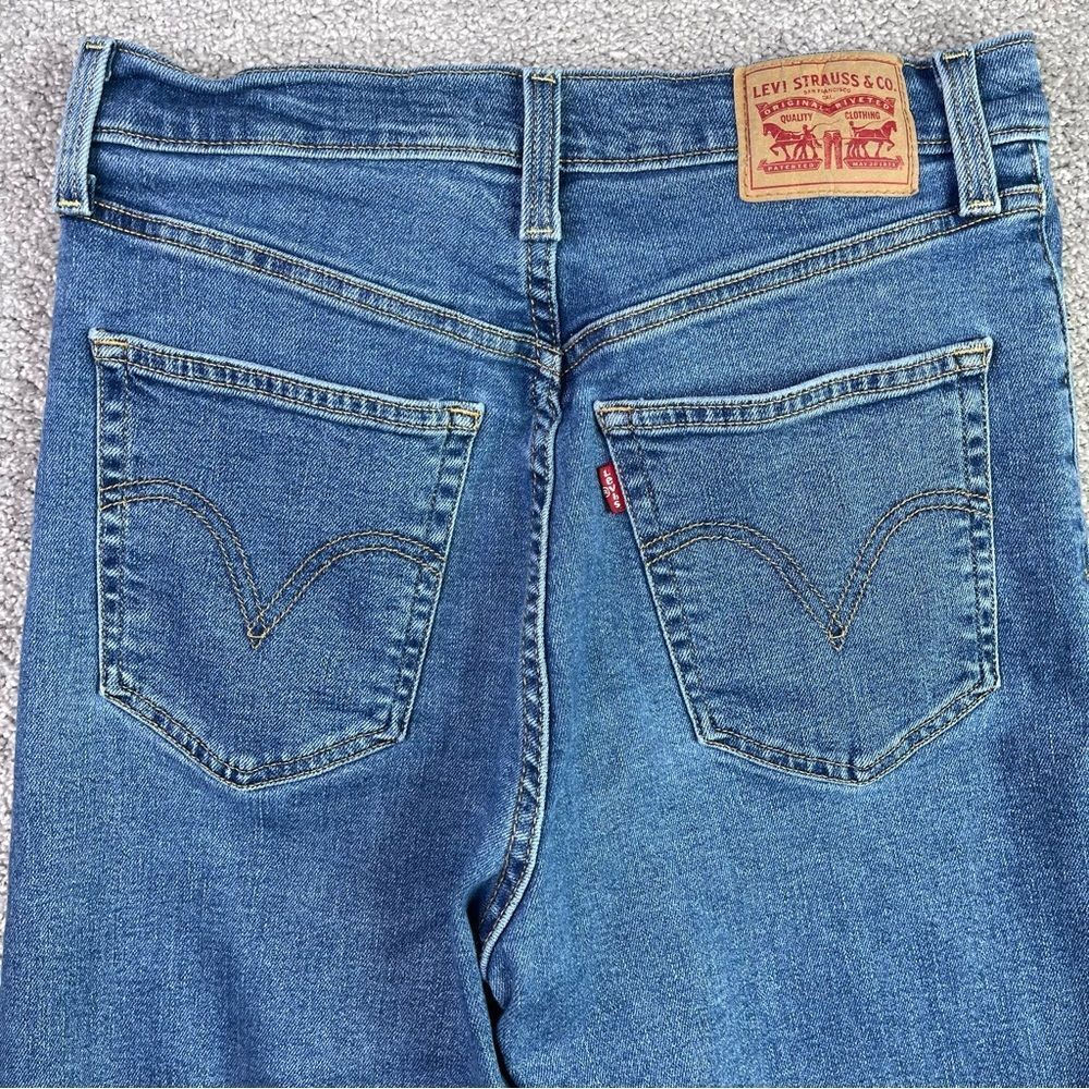 Levi’s Ribcage Jeans Women's 29 Blue Straight Ankle High Rise Button Fly - Picture 4 of 13